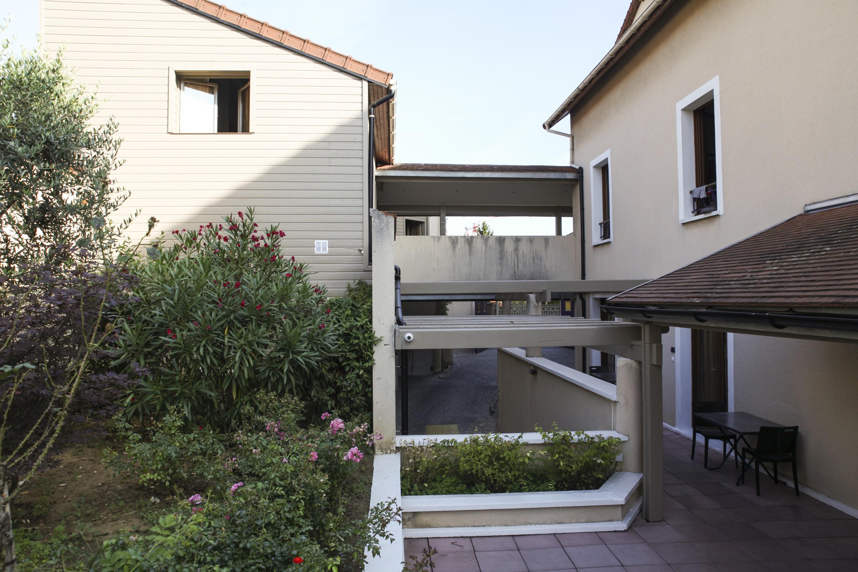 La Ferme Des Barmonts Aparthotel Villejuif Exterior foto