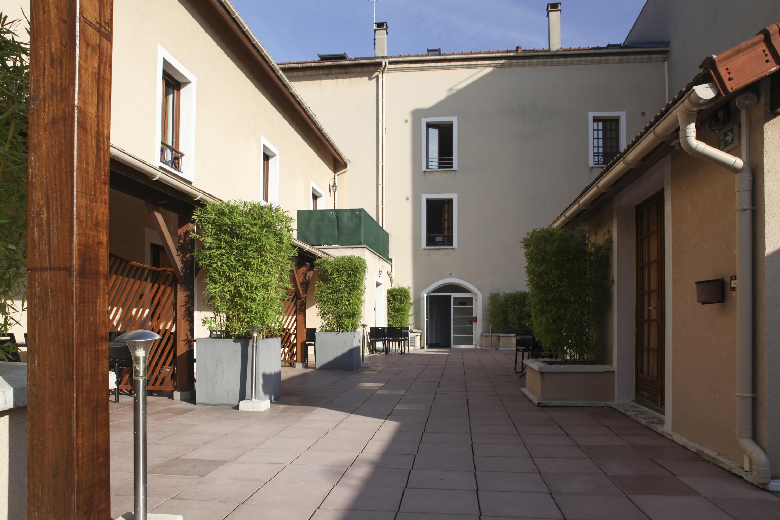 La Ferme Des Barmonts Aparthotel Villejuif Exterior foto