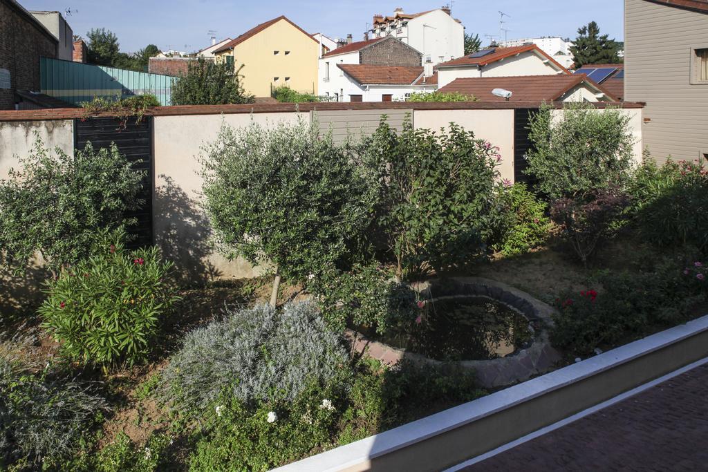 La Ferme Des Barmonts Aparthotel Villejuif Exterior foto